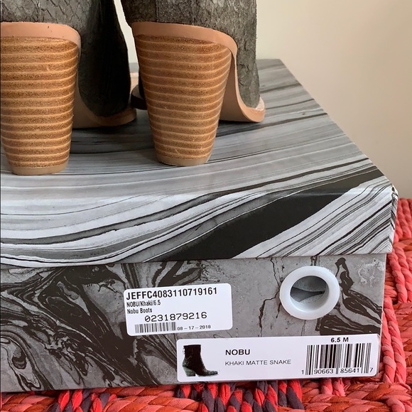 Jeffrey Campbell Boots - Picture 4 of 7